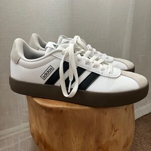 Adidas VL court